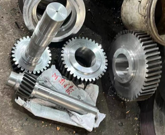 Alloy Steel Casting And Forging Pinion Gear For Gear Reducer Gearbox