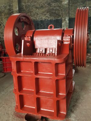 300r/Min 21T/H Jaw Stone Crusher Machine For Rock Quarries Sand And Gravel Mining