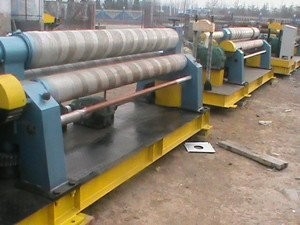 W11-10*3200 Hydraulic Symmetrical  Steel Plate Rolling Machine 5.5m/min