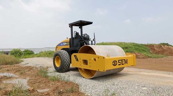 Safety Reliability SEM 512 Soil Compactor Heavy Duty Construction Machinery