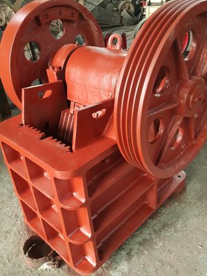 300r/Min 21T/H Jaw Stone Crusher Machine For Rock Quarries Sand And Gravel Mining