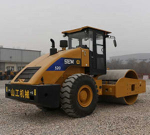 Efficient Vibe Pod Design Cat SEM520 Soil Compactor Heavy Duty Construction Machinery